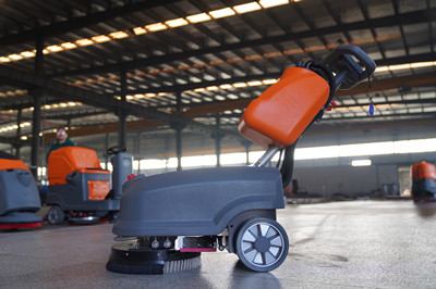 酒店使用榮事達手推式洗地機的優勢 酒店使用榮事達手推式洗地機的優勢.jpg